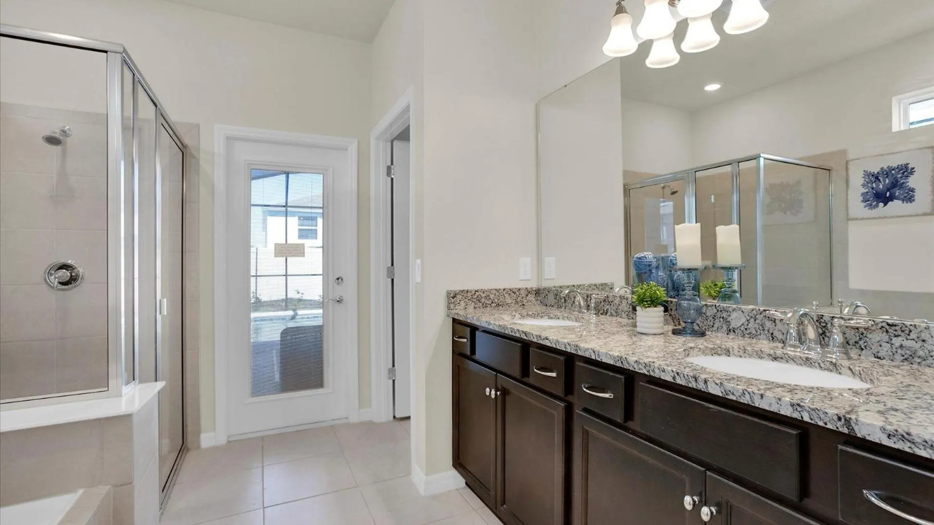 Holiday home Llw3437 Villa Davenport